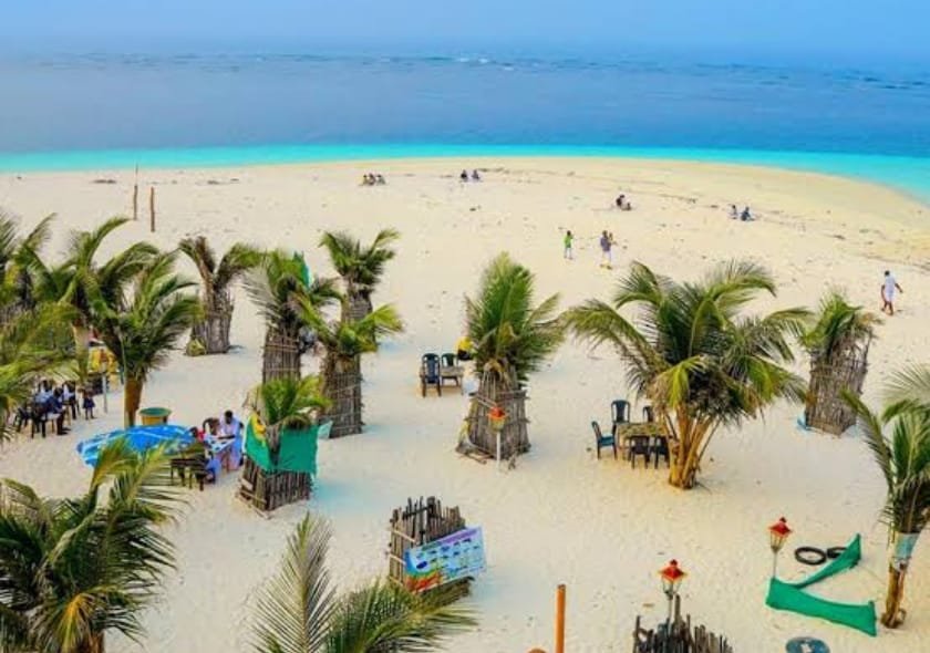 Iceland – Land of Fire, Ice & Magic